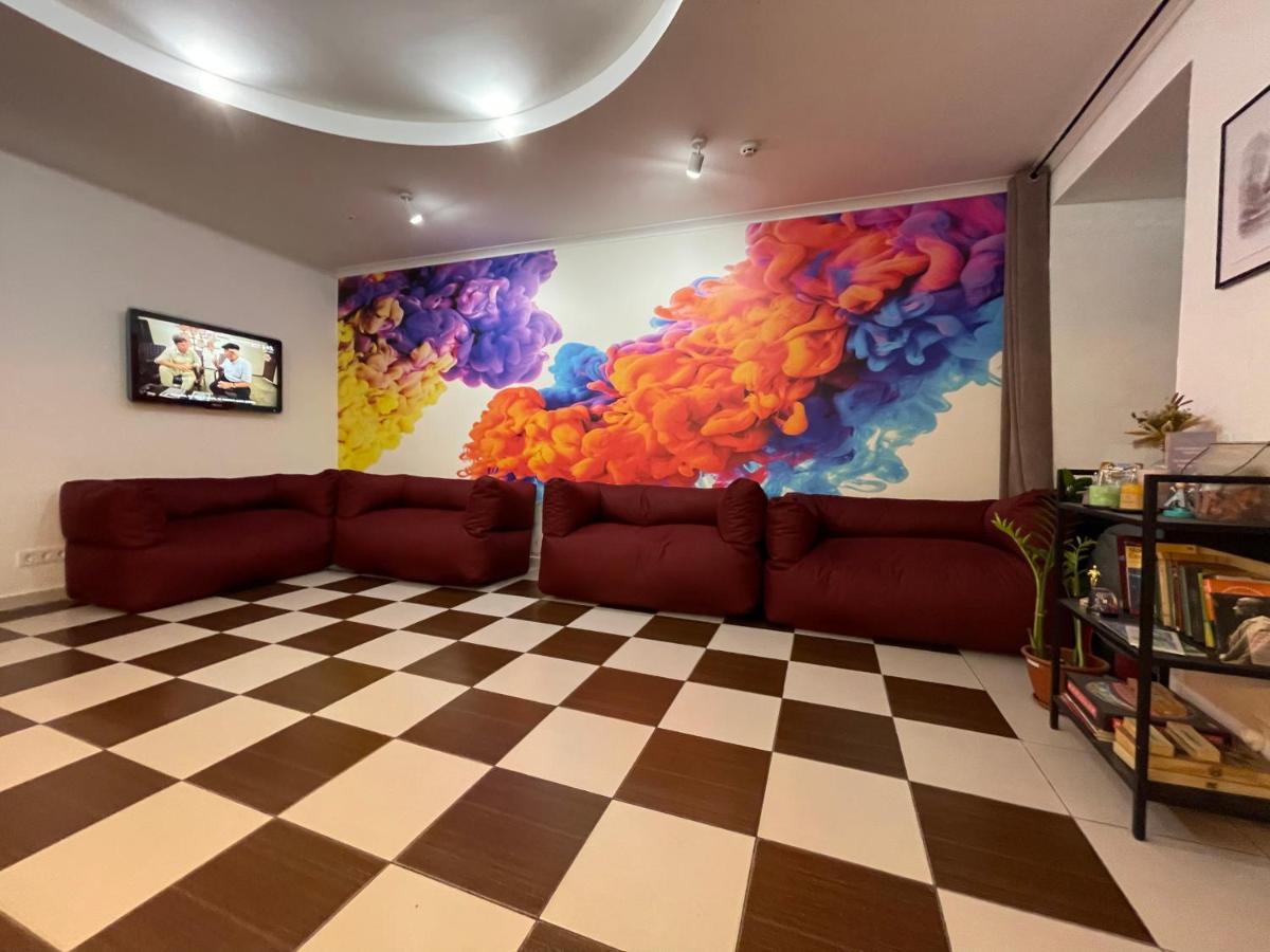 Le Reve City Hostel โอเดสซา ภายนอก รูปภาพ