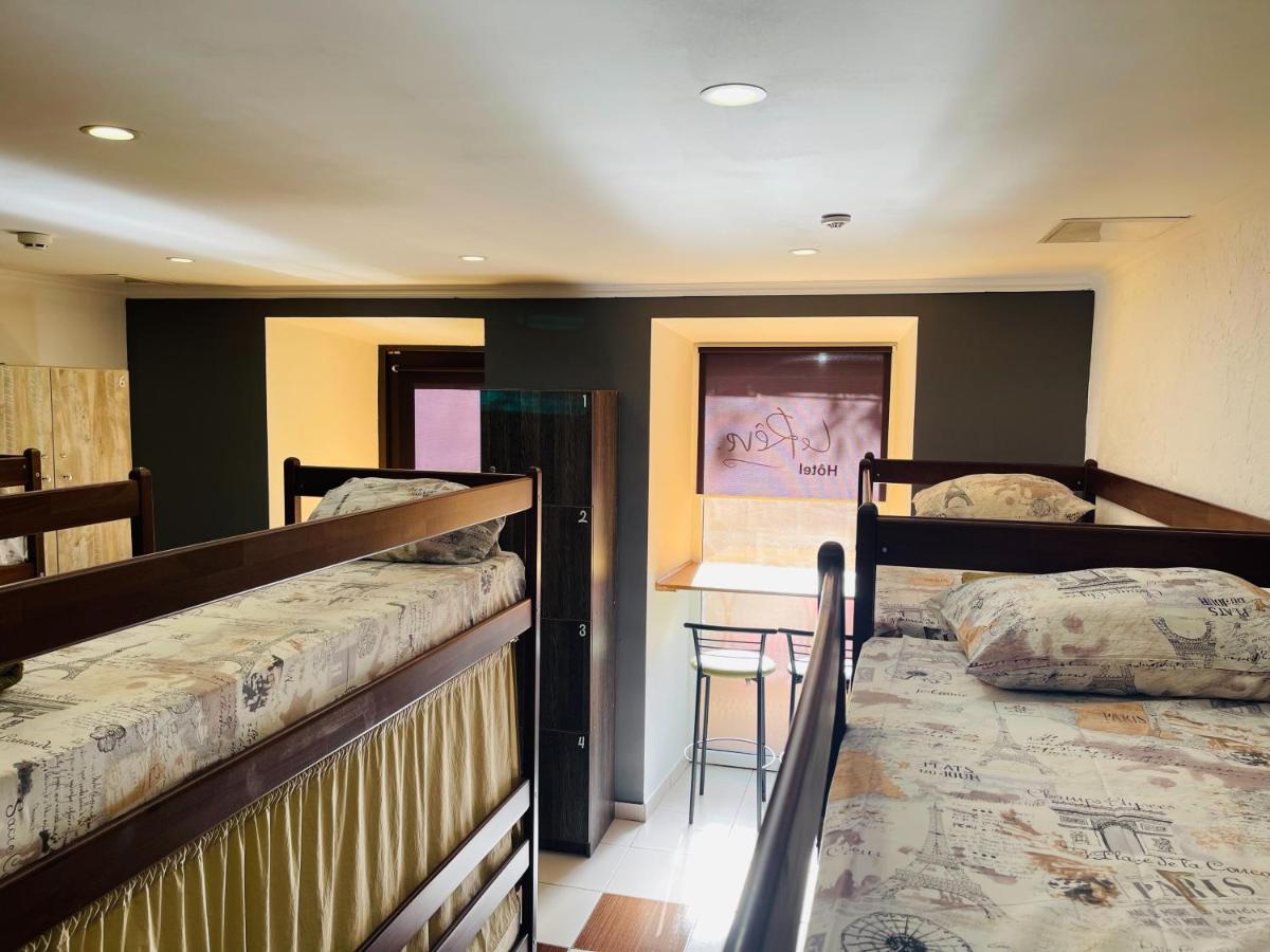 Le Reve City Hostel โอเดสซา ภายนอก รูปภาพ