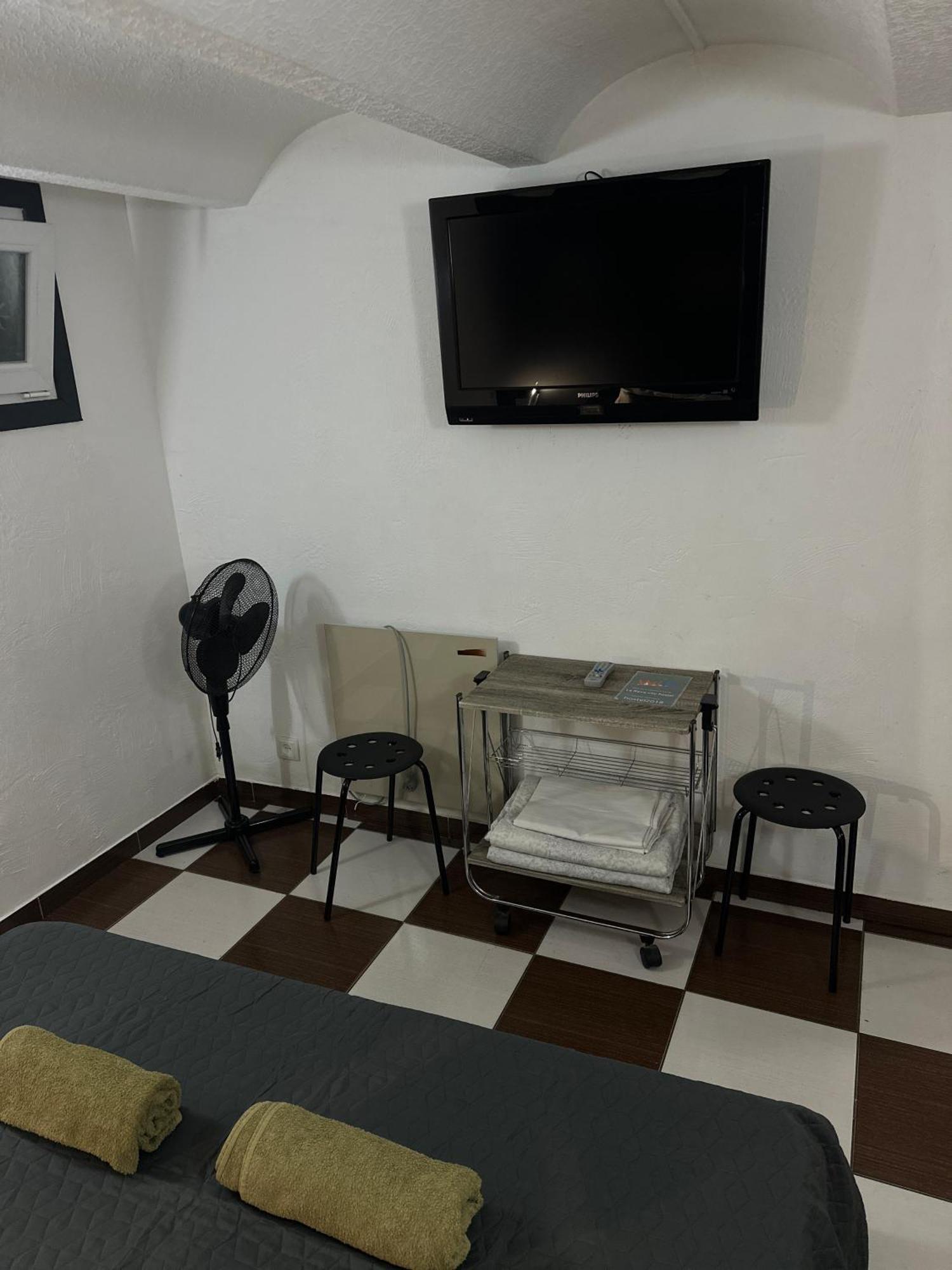 Le Reve City Hostel โอเดสซา ภายนอก รูปภาพ